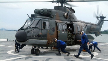 Μεταφορά ασθενών από Ρόδο και Πάτμο με ελικόπτερο και αεροσκάφος της Πολεμικής Αεροπορίας