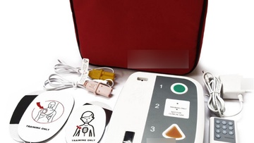 Ο απινιδωτής και η αναγκαιότητα να υπάρχει σε όλα τα γήπεδα…