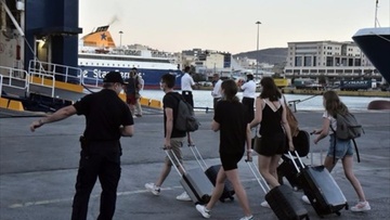 Κορωνοϊός: Οι αλλαγές στις καταναλωτικές συνήθειες – 1 στους 3 θα κάνει διακοπές