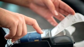 Στο 30% του εισοδήματος οι ηλεκτρονικές αποδείξεις – Τι πρέπει να ξέρετε