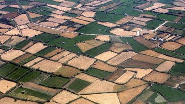 Τέλος στα «παράθυρα» για εκτός σχεδίου δόμηση