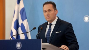 Πέτσας: «Για τη διασπορά του κορωνοϊού φταίει η εσωτερική χαλάρωση, όχι ο τουρισμός»