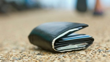 Συγχαρητήρια από την Ένωση Στρατιωτικών Ρόδου στον επιλοχία που βρήκε και παρέδωσε πορτοφόλι 