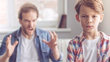 Θυμωμένος έφηβος: Πώς μπορεί να βοηθήσει ο γονιός 