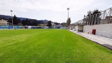 «Σκουλήκι» στο γήπεδο Μαριτσών!