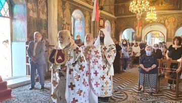 Χειροτονία διακόνου στην εκκλησία Ψίνθου