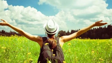 Από βαθείς νόες υπογραμμίζεται το φανταστικό λουλούδι, η Αισιοδοξία