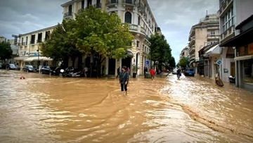 Ποτάμια, ρέματα και αυθαιρεσία