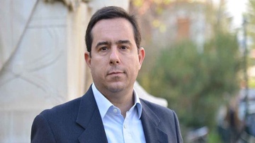 Ν. Μηταράκης: «Mηδενική μόνιμη παραμονή μεταναστών σε νησιά και ακριτική Ελλάδα»