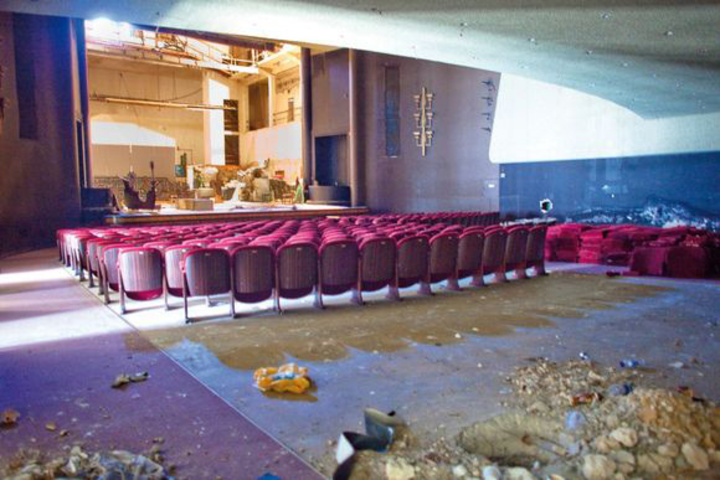 Το εσωτερικό του Εθνικού Θεάτρου Ρόδου το 2012