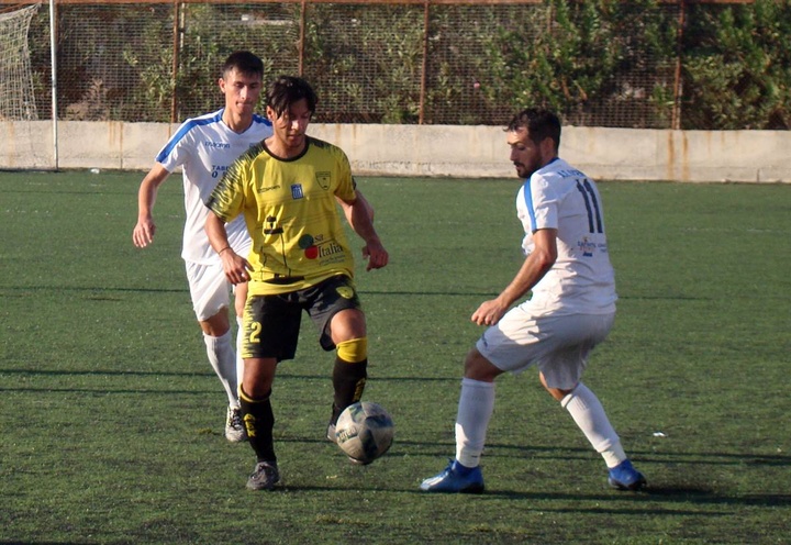 Στιγμιότυπο από το 1 - 1 της ΑΕ Κατταβιάς με τον Διγενή Κοσκινού  στο Ενωσιακό γήπεδο στο Δημοτικό Αθλητικό Κέντρο «Καλλιπάτειρα»