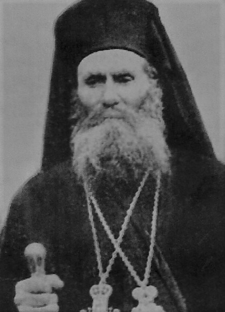 Ο μητροπολίτης Εμμανουήλ  Ι. Καρπαθίου 