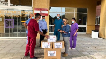 Παράδοση υγειονομικού υλικού από την Περιφέρεια Νοτίου Αιγαίου στο Γενικό Νοσοκομείο Ρόδου