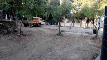 Καθαρισμοί και κλαδέματα στα χωριά του πρώην δήμου Πεταλούδων