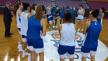 Παρούσα η Άρτεμις Σπανού στη νίκη επί της Βουλγαρίας