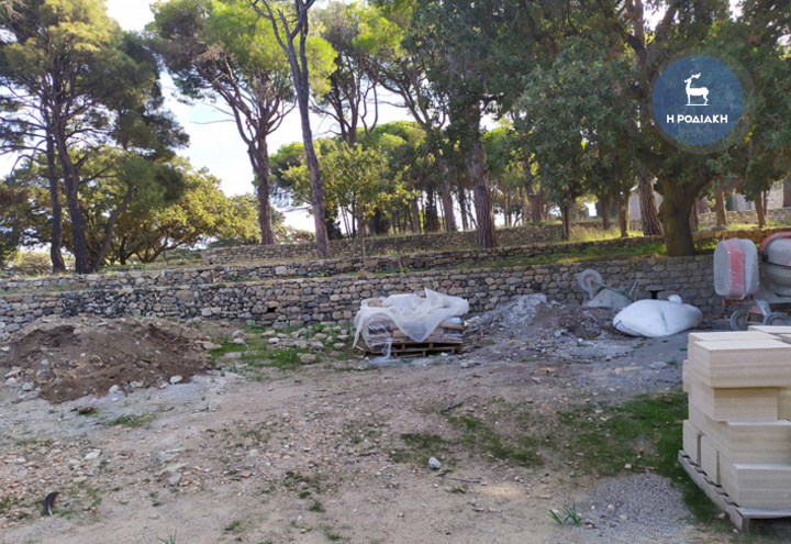 Διαμόρφωση του χώρου εντός του αρχαιολογικού ιστού