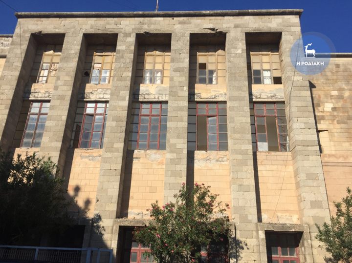 Μία από τις όψεις του θεάτρου