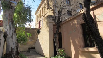 Να αποδοθούν στις τοπικές κοινωνίες τα κτήρια της ιταλικής περιόδου