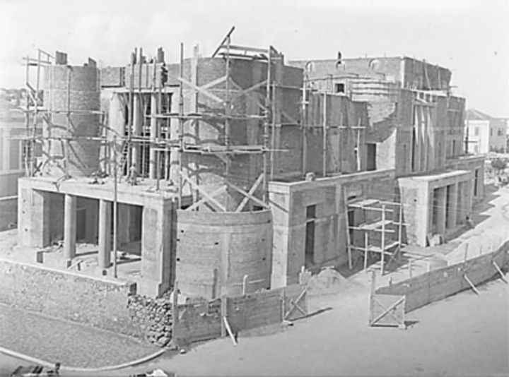 Εθνικό Θέατρο Ρόδου - πρώην Teatro Giacomo Puccini 1937  Πηγή: Υπουργείο Εξωτερικών της Ιταλίας Φάκελος: Ρόδος, Έρευνα: Κ. Κογιόπουλος
