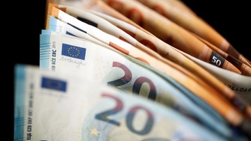 Επίδομα ανεργίας με 50 ένσημα σε όλους τους εργαζόμενους σε εποχικές επιχειρήσεις