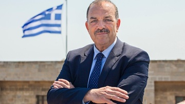 Φ. Χατζηδιάκος: To μήνυμα της γέννησης  του θεανθρώπου παραμένει πάντα ίδιο
