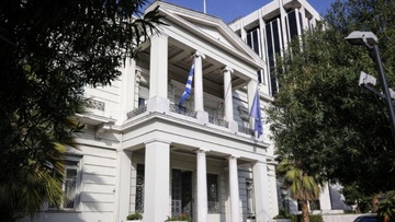 Τι απαντά η Αθήνα στις τουρκικές κατηγορίες περί προκλήσεων στο Αιγαίο