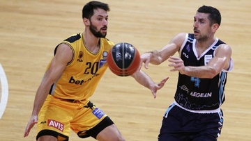 Ο Βασίλης Ξανθόπουλος των ρεκόρ