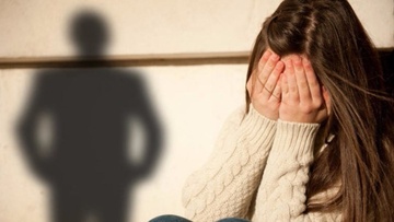 Ρόδος: Διερευνάται υπόθεση για την κακοποίηση ανηλίκων από τη νονά τους