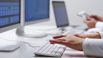 Η ταλαιπωρία των πολιτών  για τη μεταβίβαση των ακινήτων