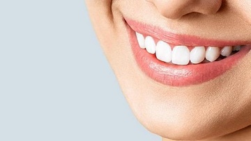 Μύθοι και αλήθειες  για τα λευκά δόντια