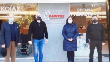 Αγορά ειδικού αμαξιδίου για μαθήτρια από τη Λέσχη Lions Ρόδου