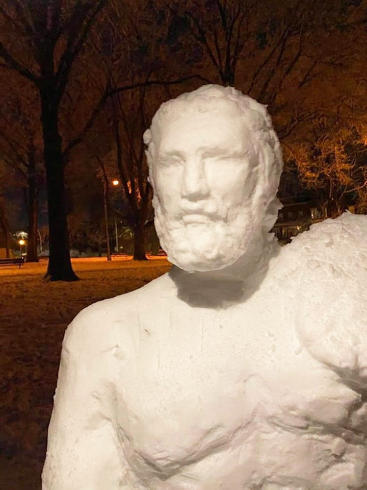 Επιμελήθηκαν κάθε λεπτομέρεια / Φωτογραφία: Instagram / @watermelly17