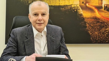 Δύο ειδικούς συνεργάτες θα προσλάβει ο δήμαρχος