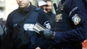 Πρόστιμο 10.000 ευρώ σε ζευγάρι στη Ρόδο που ενώ ήταν σε καραντίνα εντοπίστηκαν να κυκλοφορούν