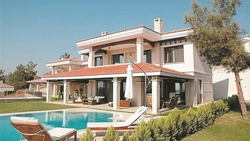 Golden Visa: Στροφή ξένων επενδυτών στην αγορά εξοχικών κατοικιών σε Ρόδο, Κρήτη και Χαλκιδική