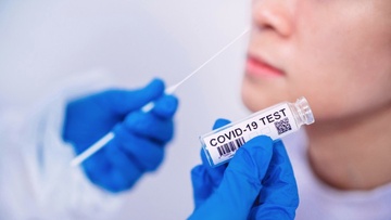 Στα φαρμακεία τα rapid tests