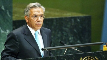 Γιάννης Βαληνάκης: «Οι διερευνητικές επαφές  είναι πνευματικό τέκνο του Σημίτη»