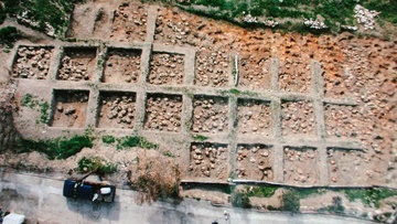 Αστυπάλαια: Το μυστήριο με το μεγαλύτερο νεκροταφείο βρεφών της αρχαιότητας