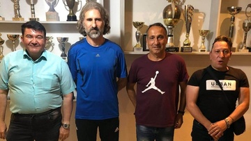 Παναγιώτης Ζούνης: «Είμαι χαρούμενος που έμεινα στον Απόλλωνα Καλυθιών»