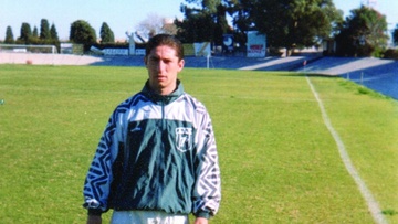 Flashback: Ο Κώστας Ζουρούδης τη δεκαετία του ’90 με την εμφάνιση της ΑΕΠ