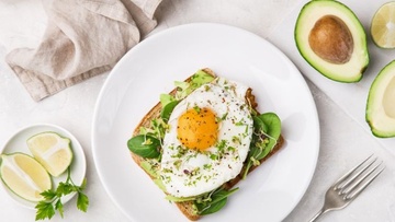 Θες πρωινό για ενέργεια; 5 συνδυασμοί για να ξεκινάς δυνατά τη μέρα σου