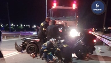 Σοβαρό τροχαίο ατύχημα πριν από λίγο στη Ρόδο
