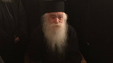 Ο εκλεκτός του Θεού. Η παρηγοριά των ανθρώπων. Ο πολυσέβαστος πατήρ Ανανίας Κουστένης