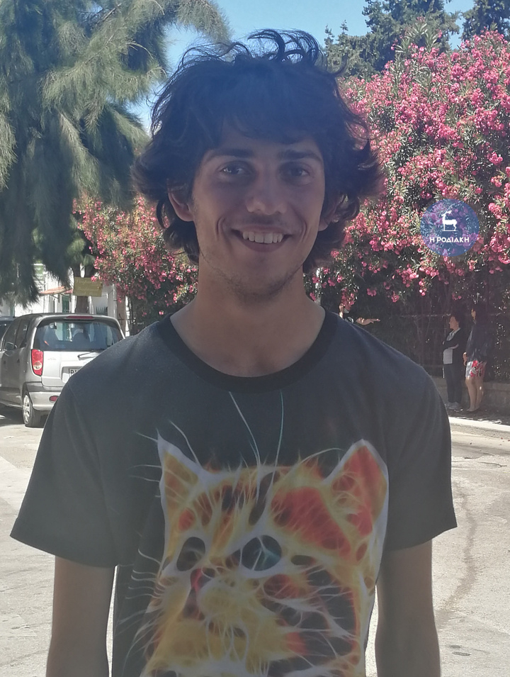 Κασιμάτης Έκτορας,  3ο ΓΕΛ Ρόδου (Καπνοβιομηχανία)