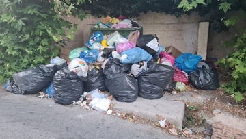 ΣΥΡΙΖΑ: Λάμψη υποσχέθηκε, ένα απέραντο σκουπιδότοπο κατάντησε τη Ρόδο ο κ. Καμπουράκης