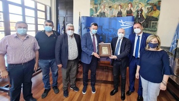 Δύο ασθενοφόρα θα προμηθευτεί ο δήμος Ρόδου