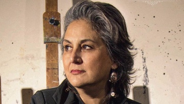 Ειρήνη Βαζούκου:  Θέλω να αποστασιοποιηθώ από το «εγώ» μου και να το κάνω «εμείς»