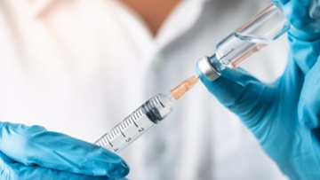 Στέλιος Πέτσας: Υπό συζήτηση ο υποχρεωτικός εμβολιασμός στην εστίαση