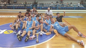 Στην Κυψέλη οι Παίδες του Κολοσσού