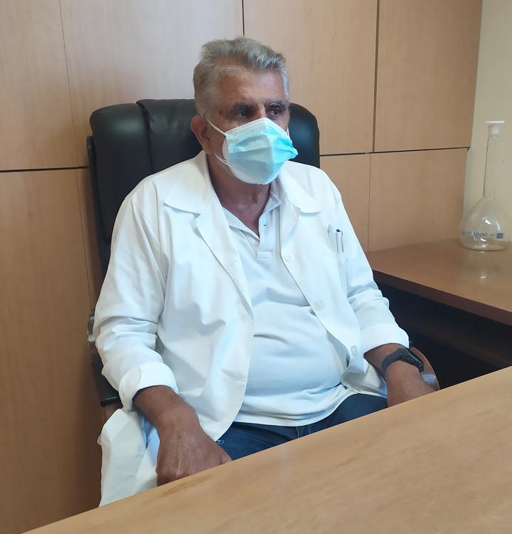 Ο κ. Στέλιος Καραταπάνης
